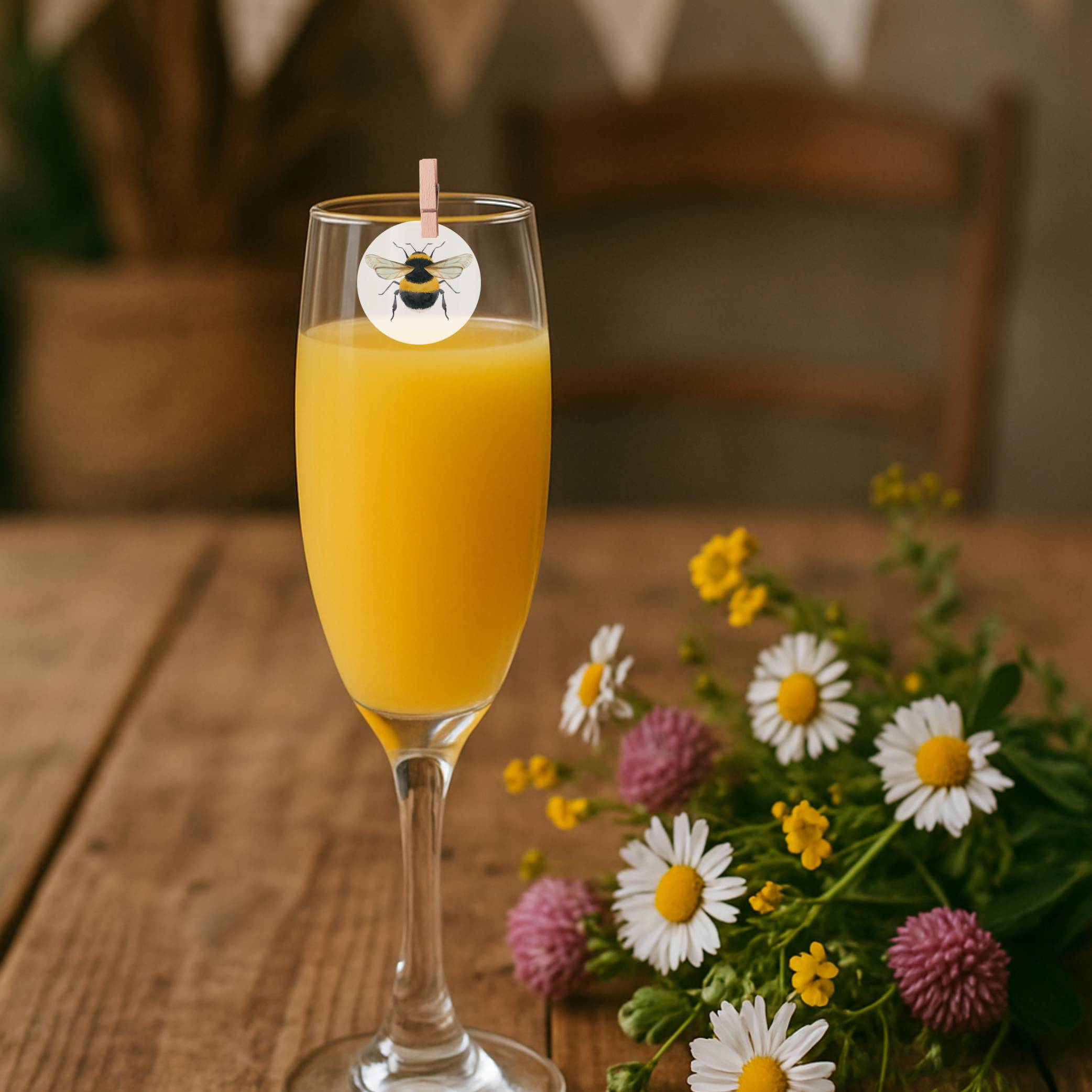 bee drink toppers with pegs