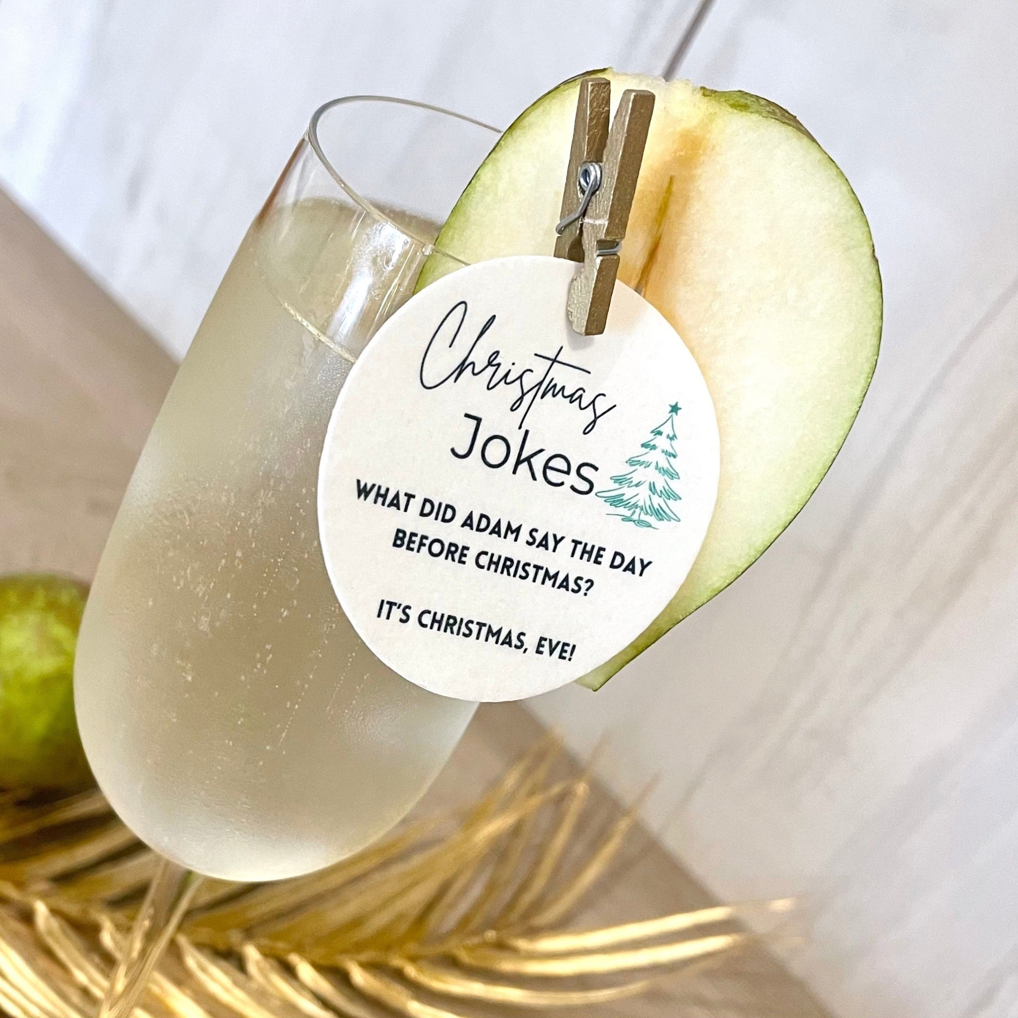 50 Christmas Jokes - Edible Drink Toppers